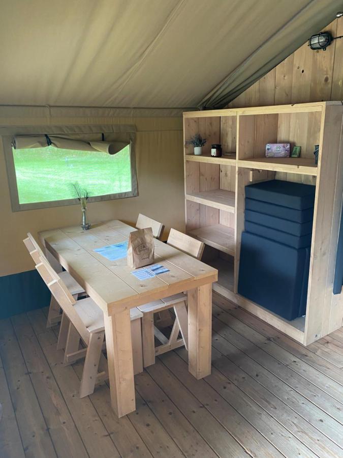 Luxe Safaritent Aan Het Water - Recreatiepark De Uilenburg Hommerts