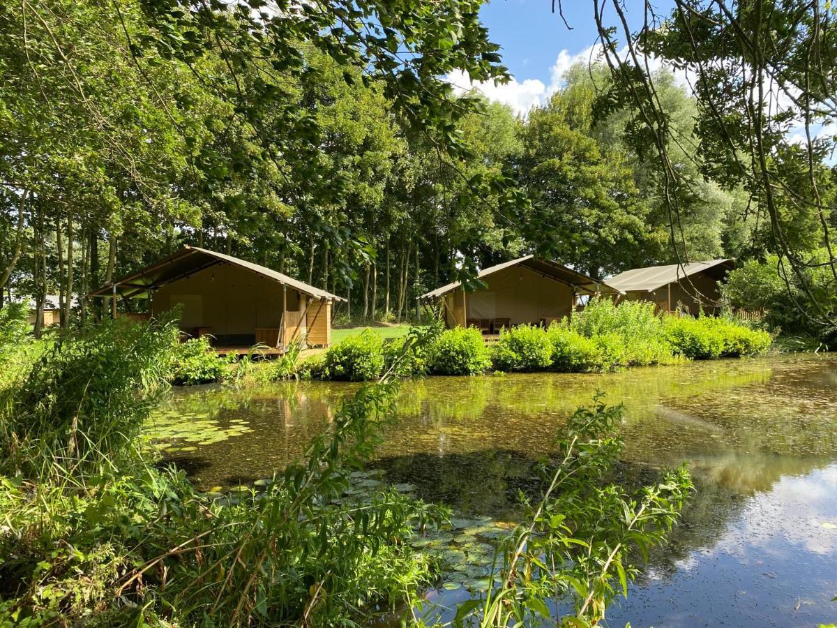 Luxe Safaritent Aan Het Water - Recreatiepark De Uilenburg Hommerts