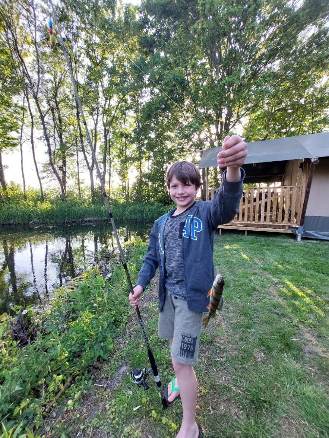 Luxury tent Luxe Safaritent Aan Het Water - Recreatiepark De Uilenburg *